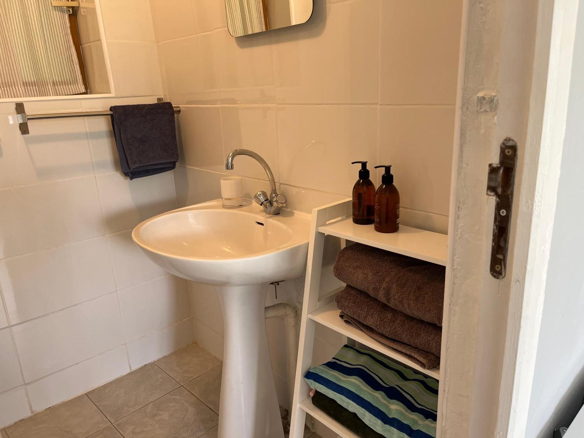 Apartment L'atelier Aux Fleurs Sauvages Rebeuse Full Of Nature Corgnac-sur-l'Isle